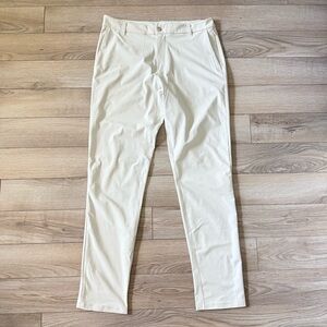 Lululemon ABC Classic Fit Cream Golf Pants Size 34"